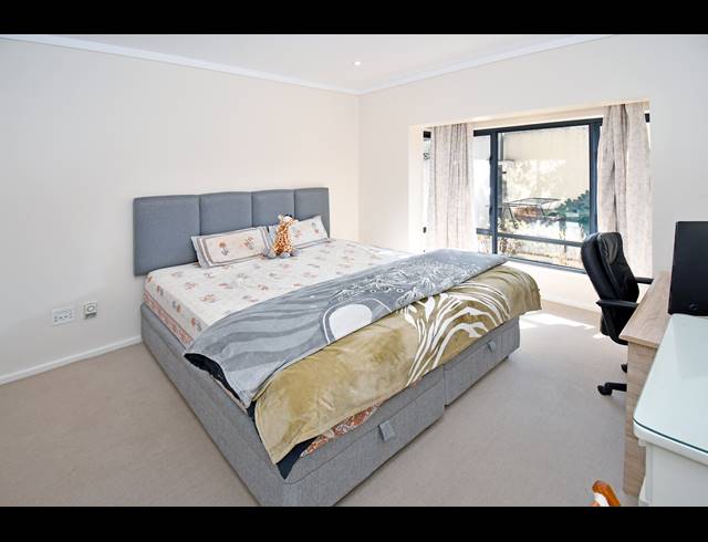 2 BEDROOM APARTMENT FOR SALE IN MORNINGSIDE